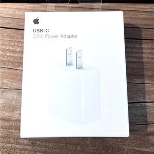 🍎 20W USB-C Power Adapter Cube NEW